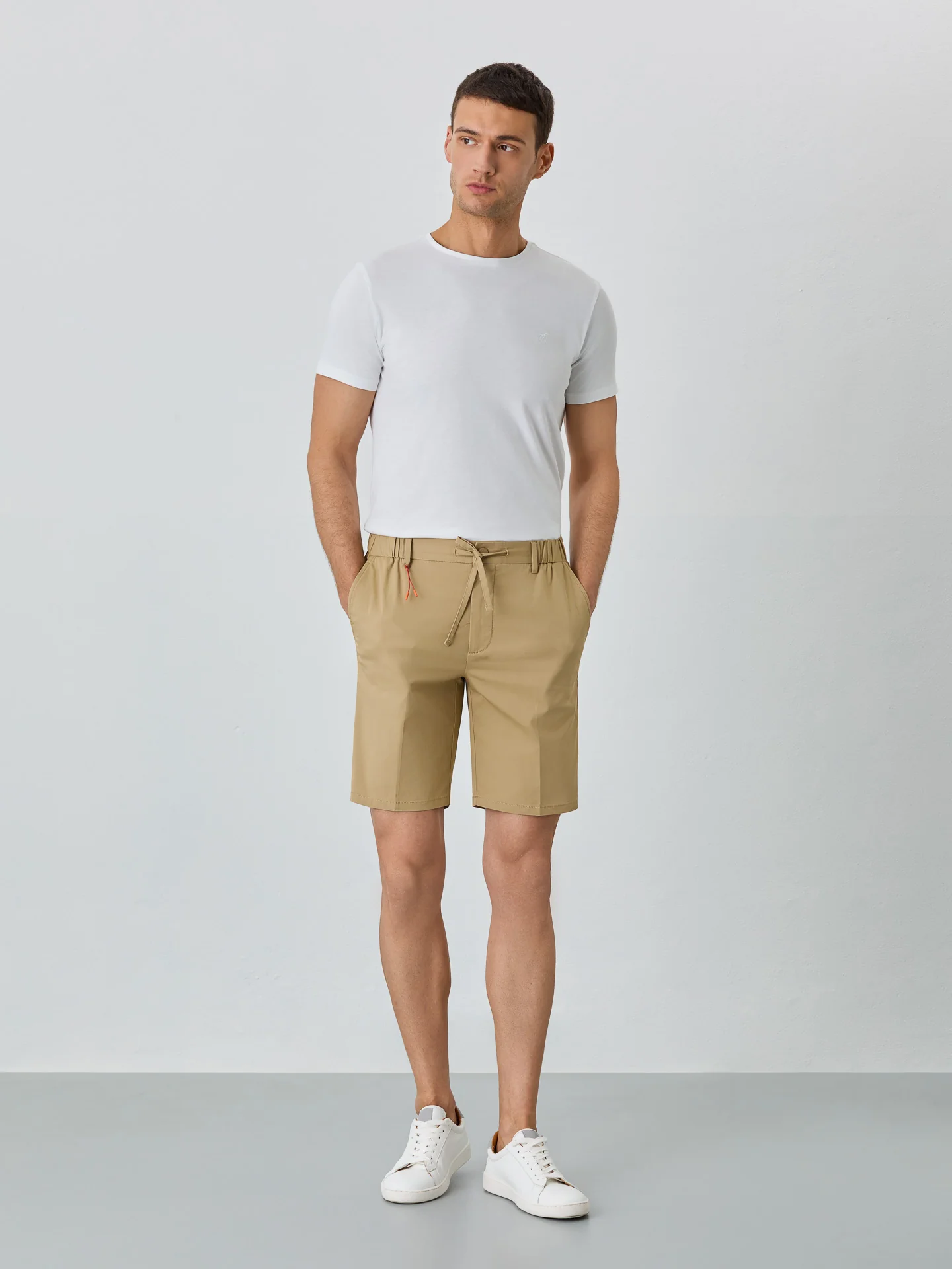 Bermudas Water-Repellent Com Cós Elástico - Image 4