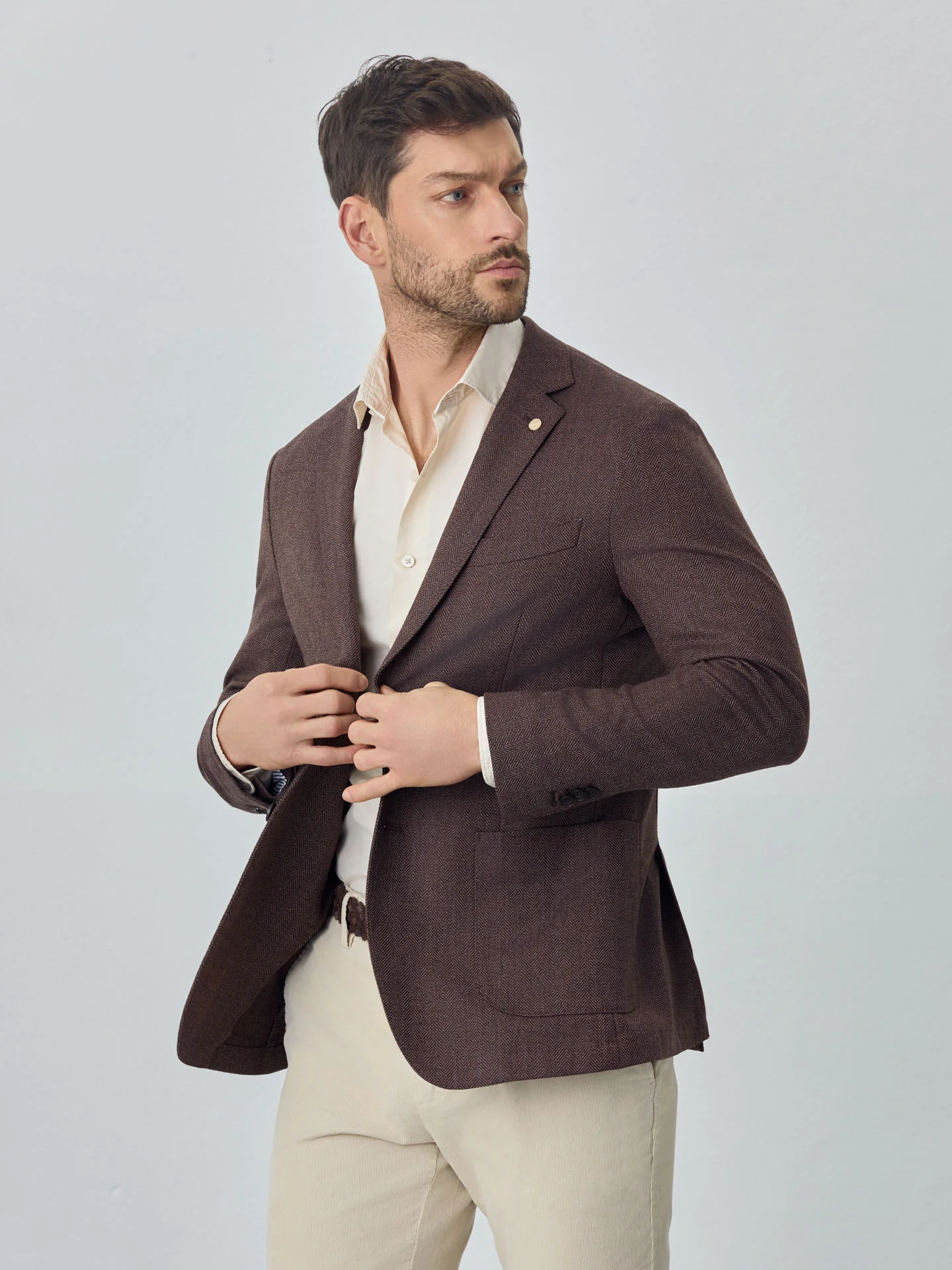 Blazer bi-stretch em tecido espinha da edição Luxeleisure - Image 2