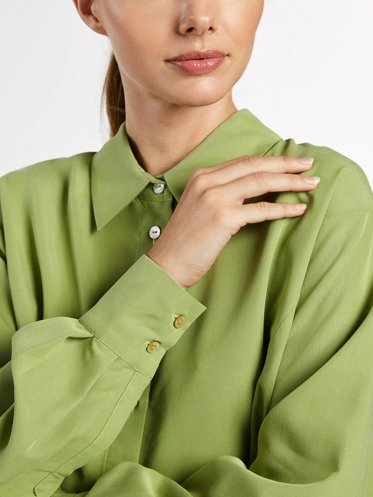 Blusa com pormenor de pregas - Image 2