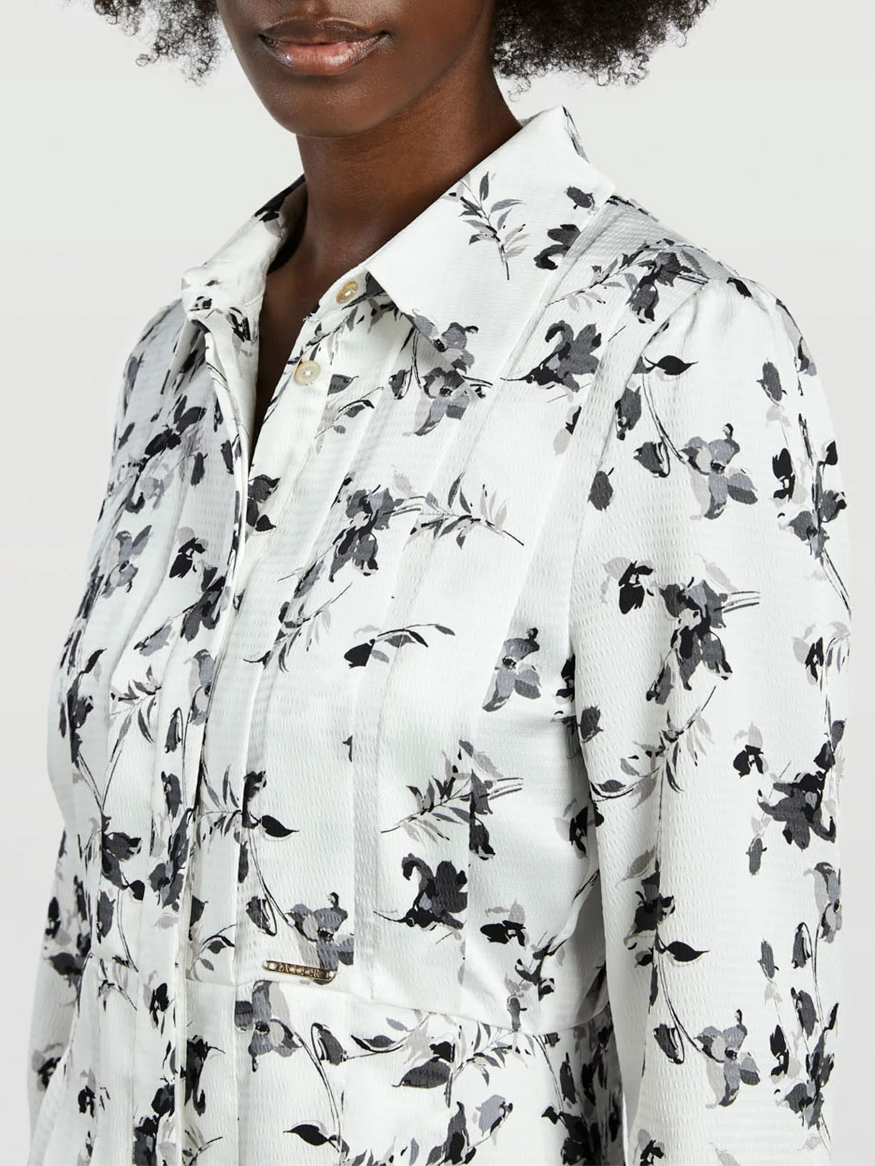 Blusa estampada com pregas - Image 2