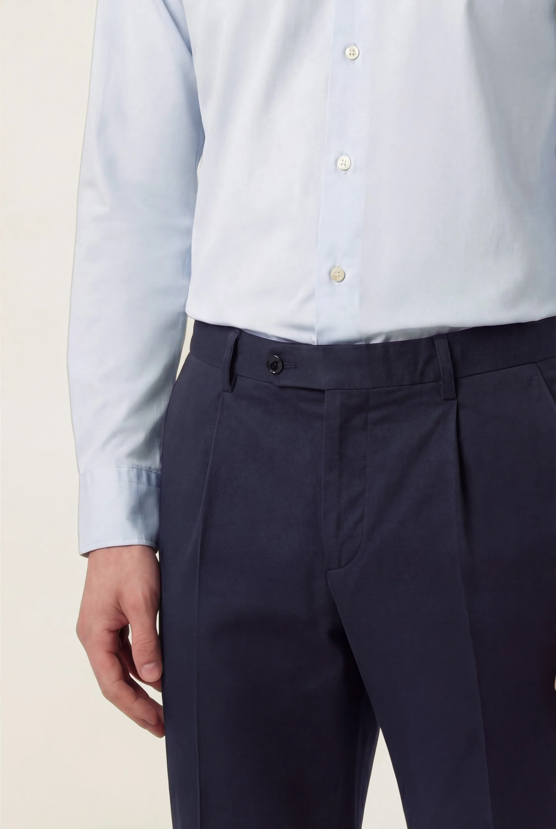 Calças casuais plissadas, em algodão e elastano, slim fit - Image 5