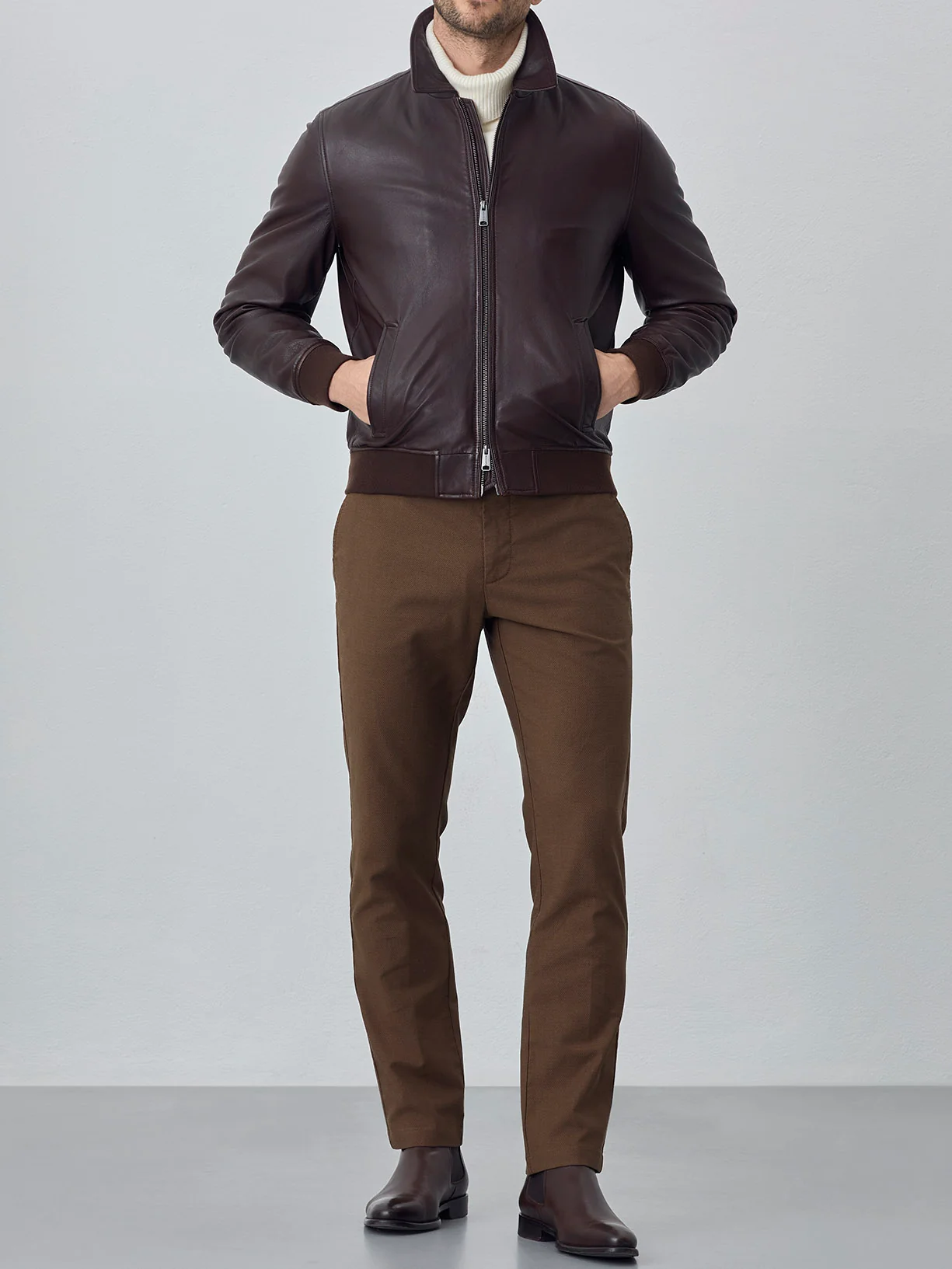 Calças chino slim fit garment dye estrutura fantasia