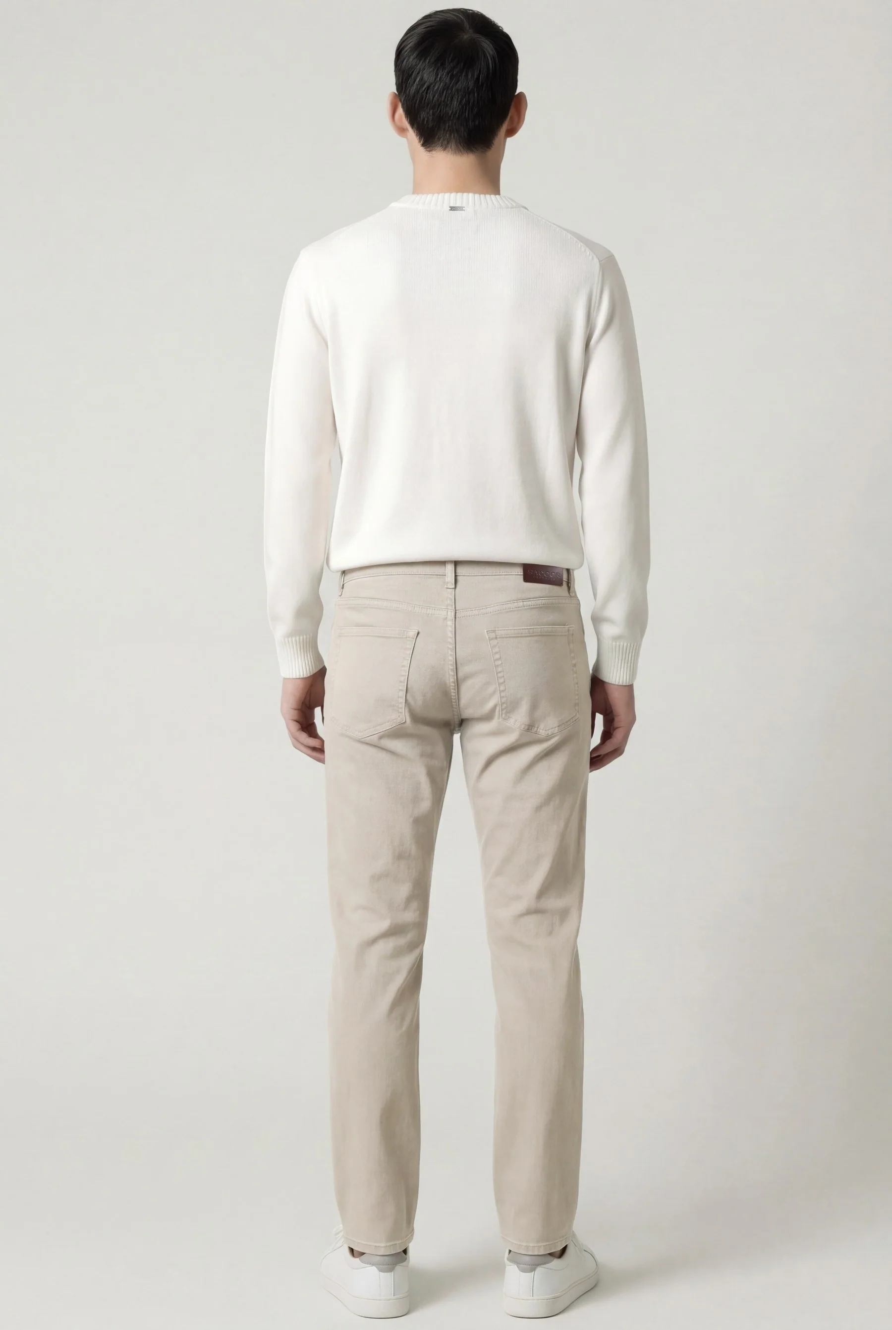 Calças Slim Fit Tingidas Em Pigmento Em Mistura De Tencel, Algodão E Elastano - Image 15
