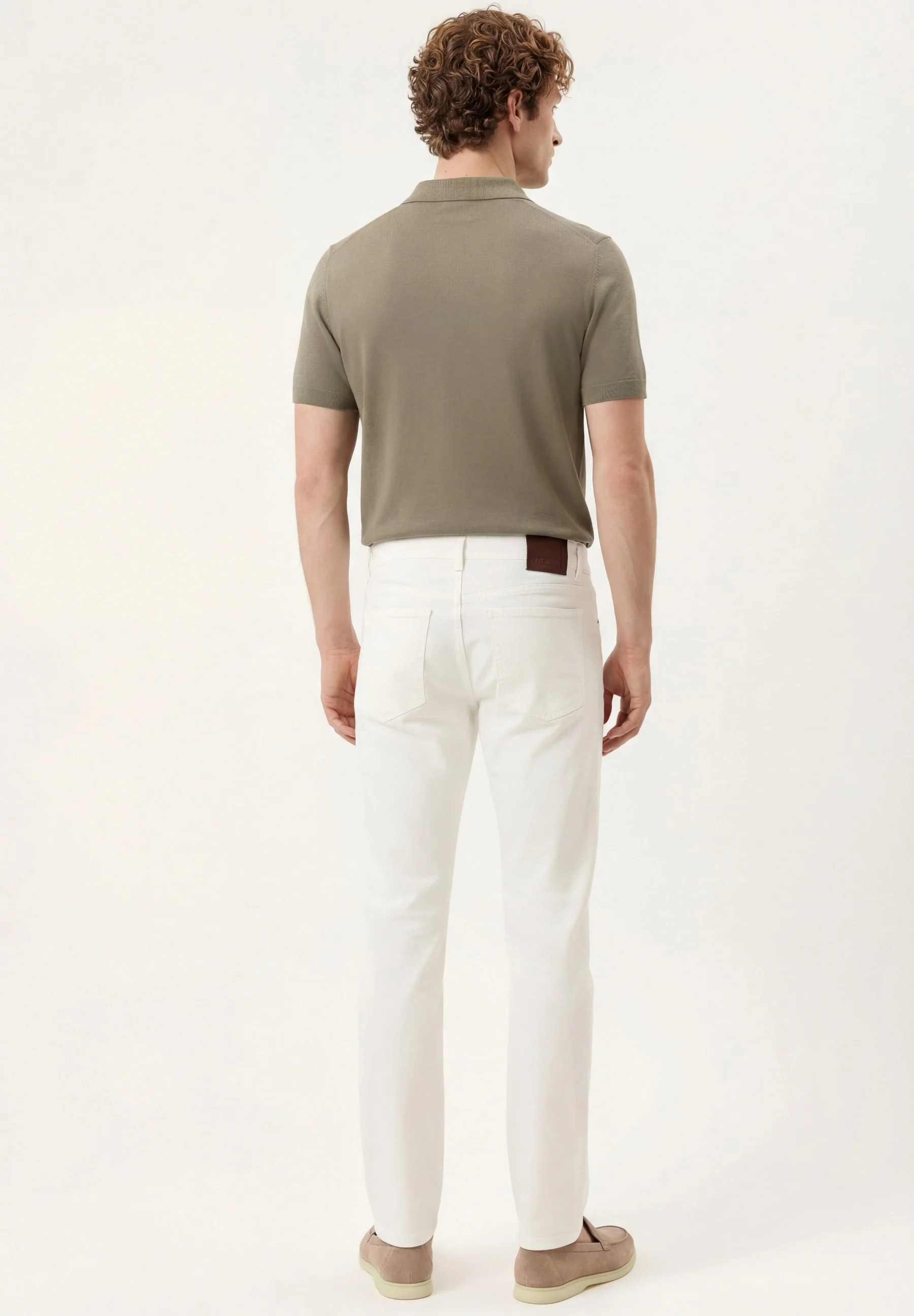 Calças Slim Fit Tingidas Em Pigmento Em Mistura De Tencel, Algodão E Elastano - Image 21