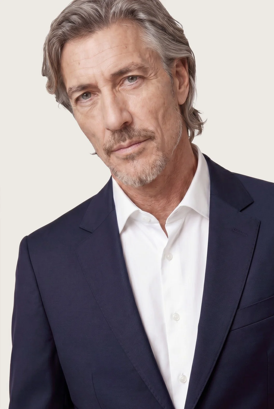 Camisa Business estrutura em puro algodão, com colarinho Dublin, slim fit