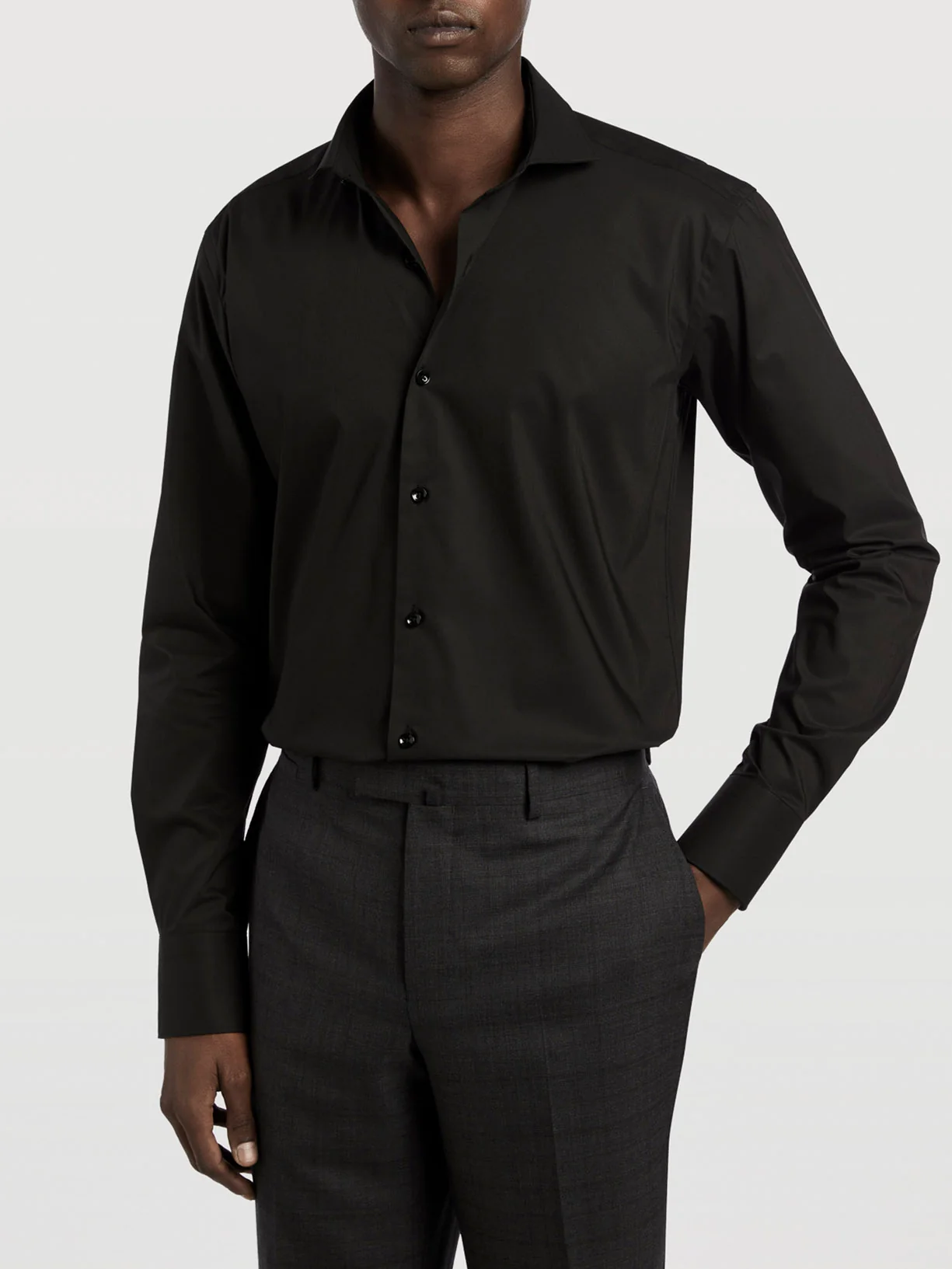 Camisa comfort business slim fit em popeline lisa