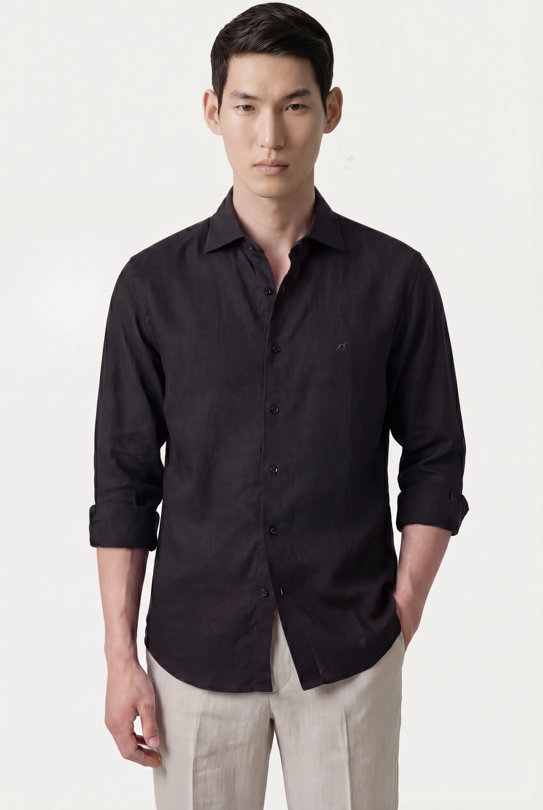Camisa em algodão e linho, garment dyed, colarinho aberto, slim fit - Image 6
