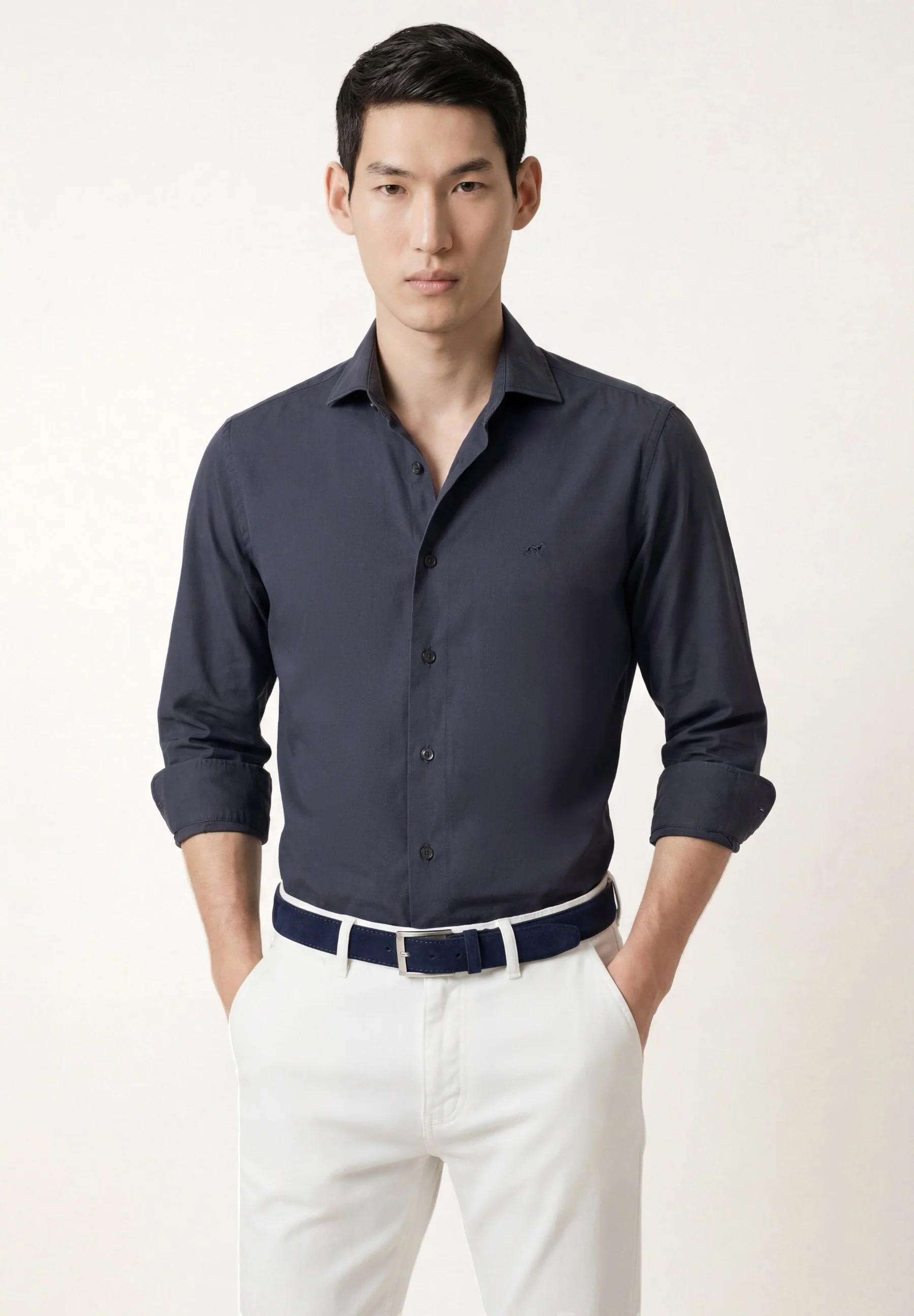 Camisa Estrutura com colarinho aberto, slim fit