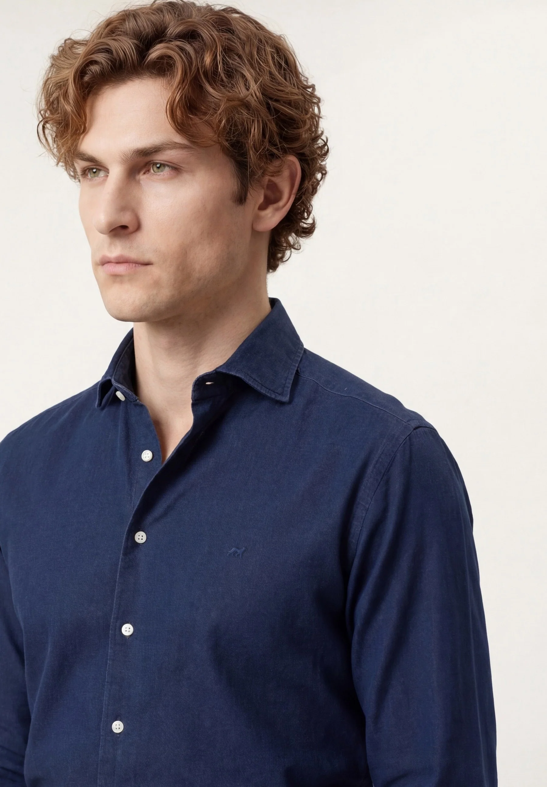 Camisa Jacquard Denim com colarinho aberto, slim fit - Image 3