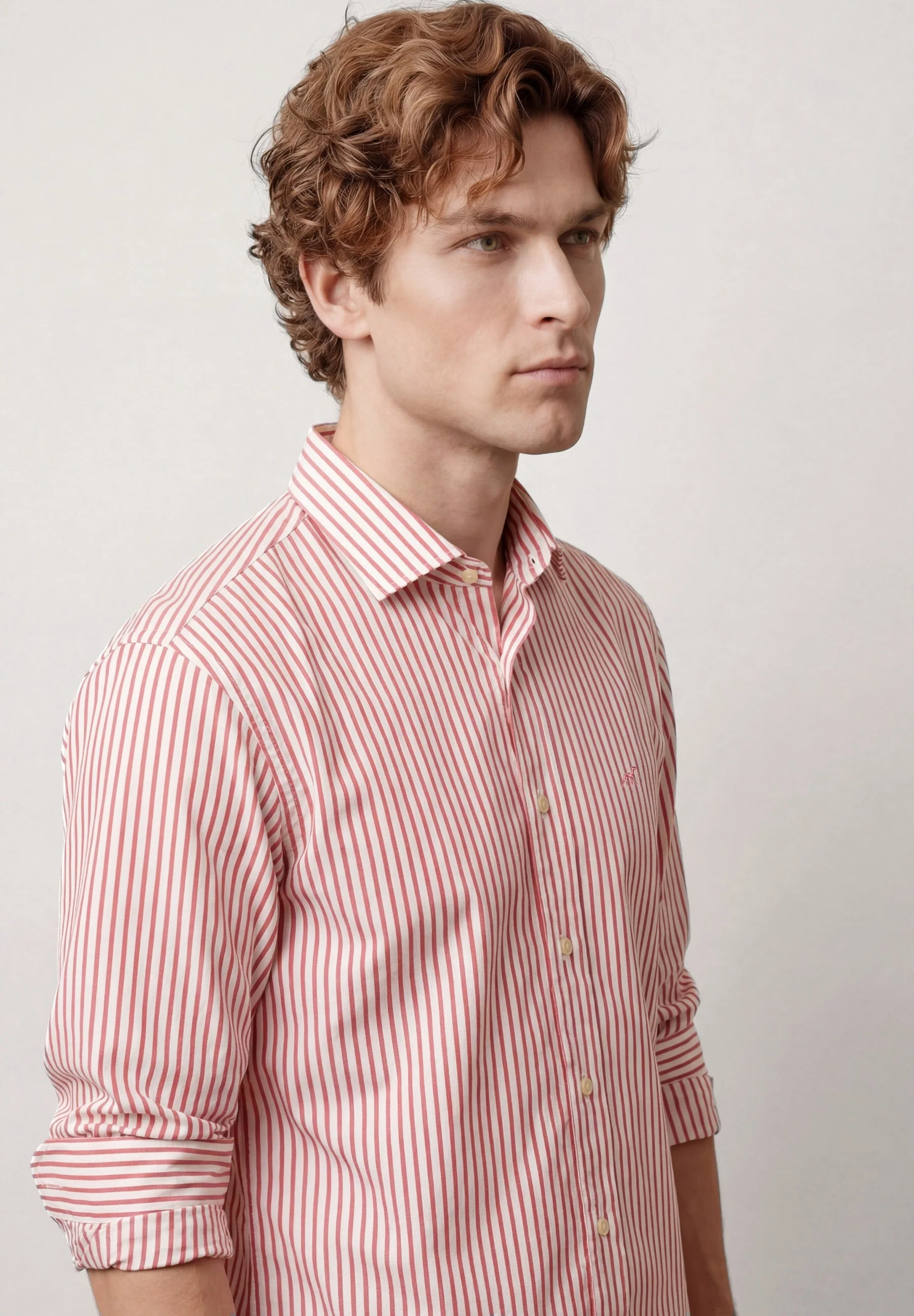 Camisa Oxford às riscas com colarinho aberto, regular fit - Image 11