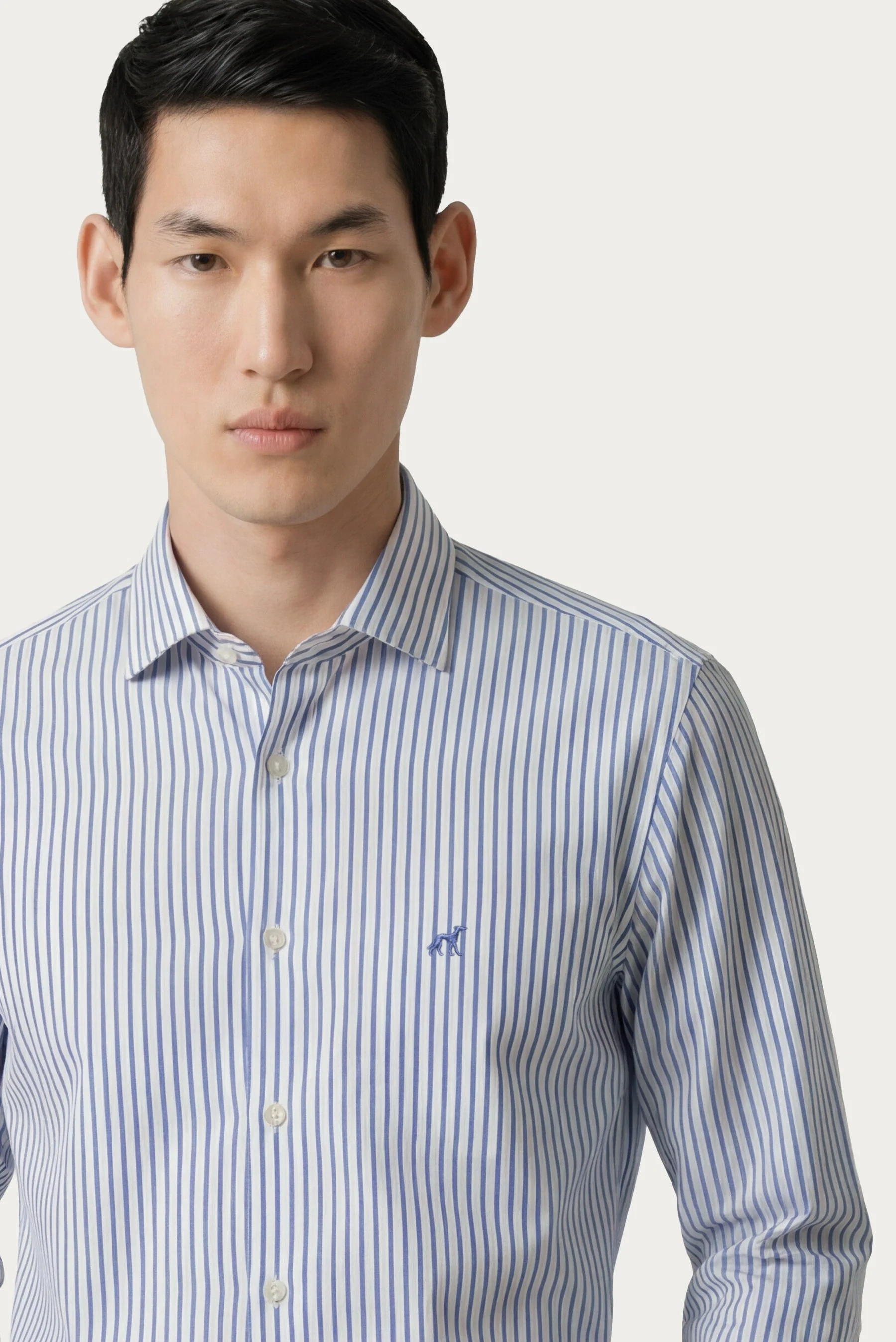 Camisa Oxford às riscas com colarinho aberto, regular fit - Image 2