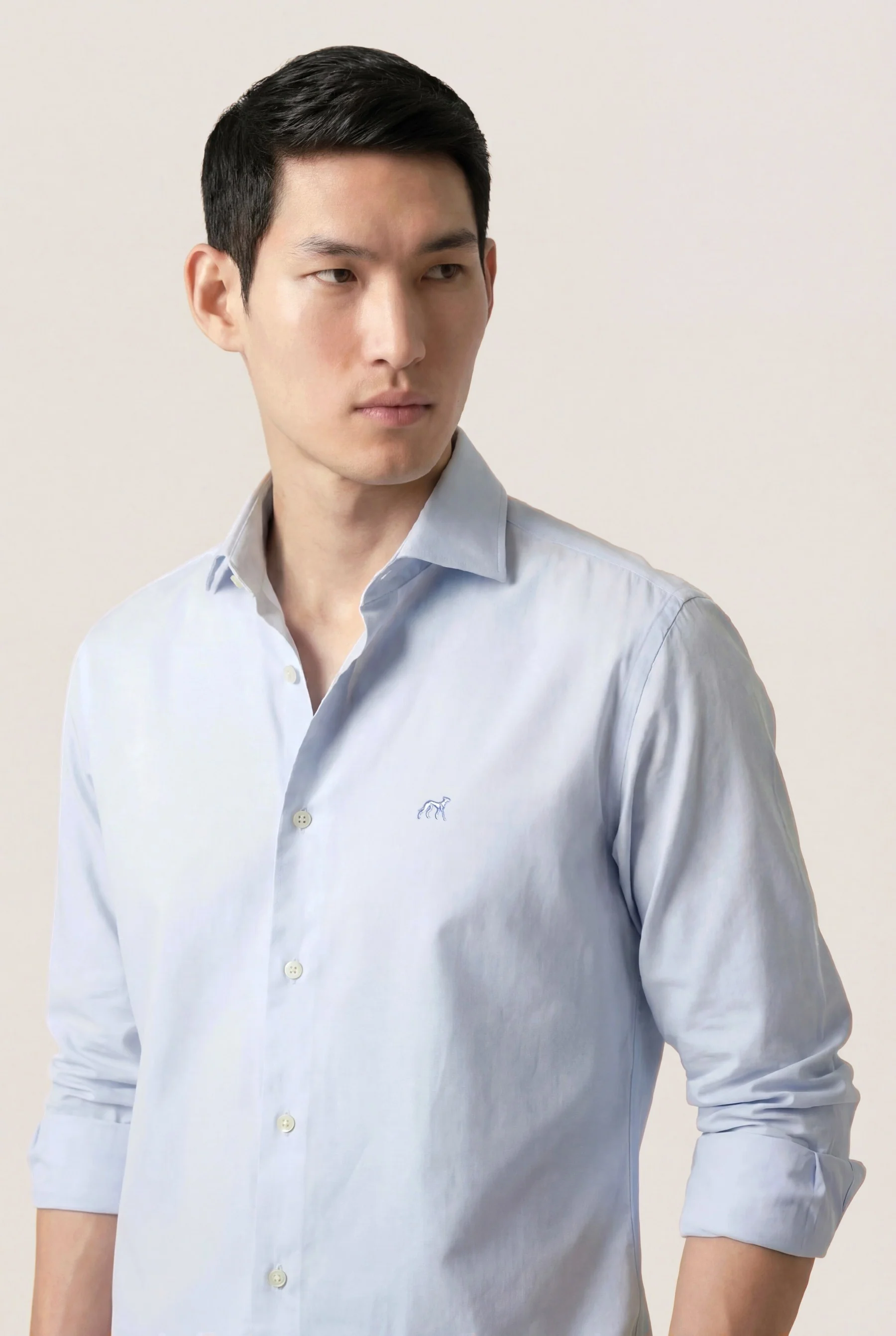 Camisa Oxford com colarinho aberto, slim fit - Image 10