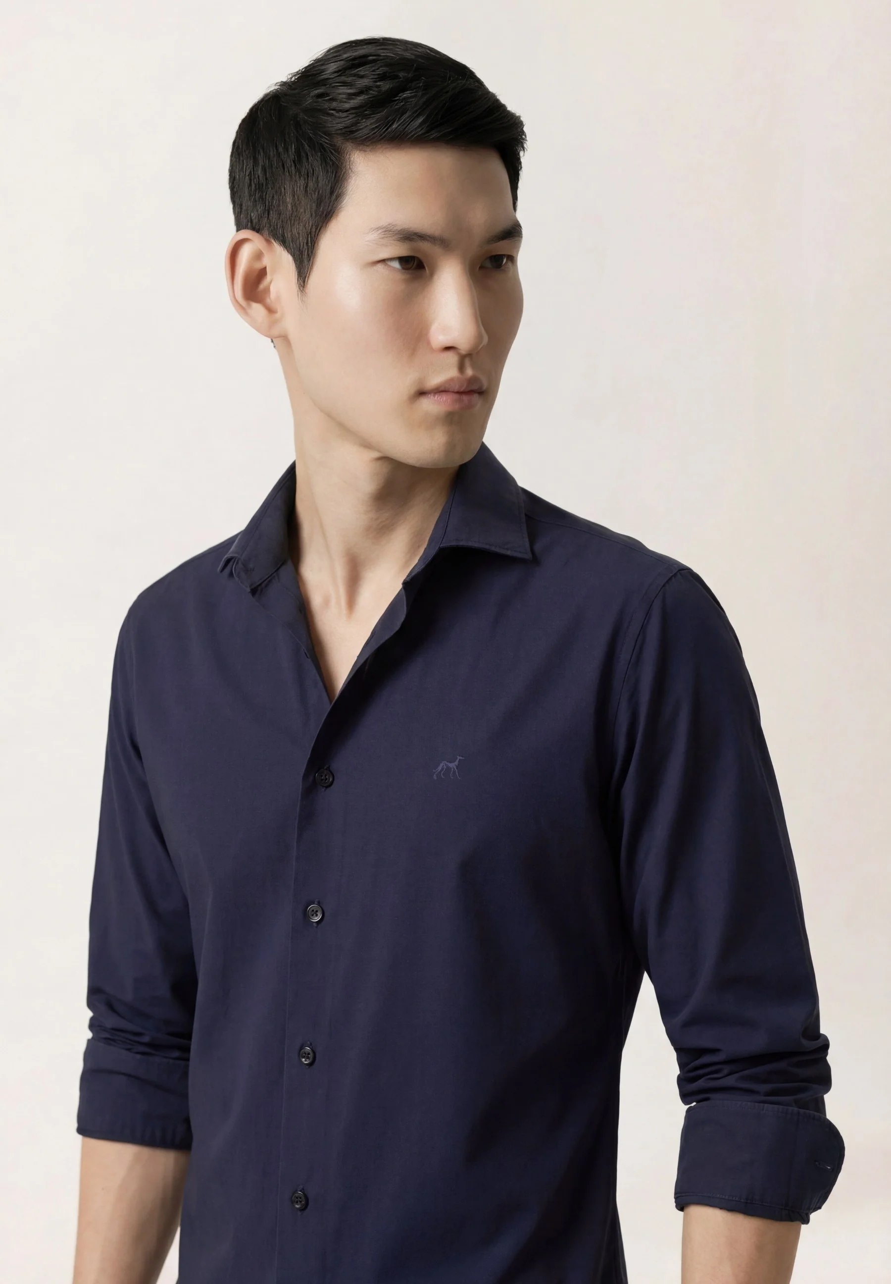 Camisa Piqué com colarinho aberto, slim fit