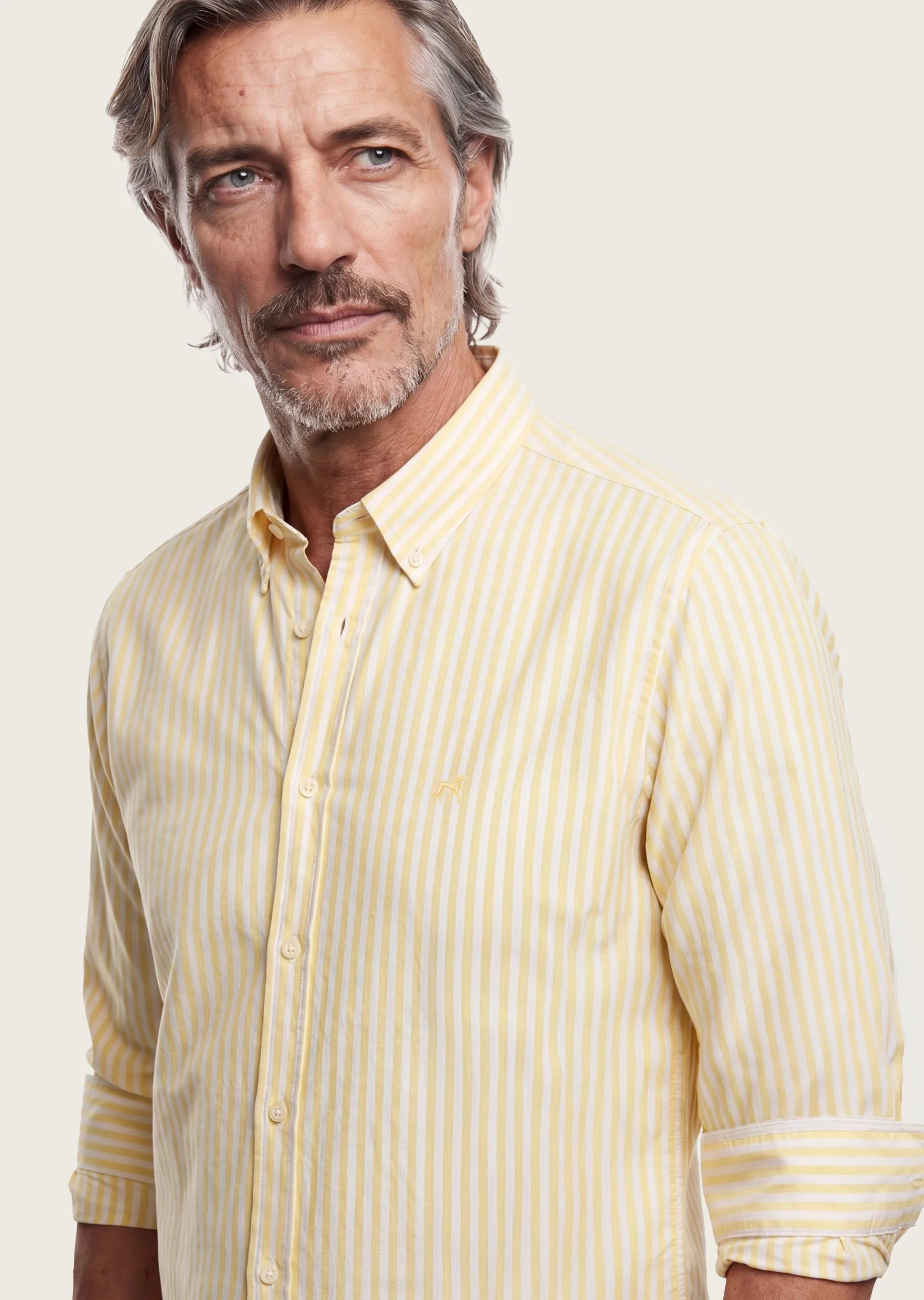 Camisa popleline às riscas com colarinho abotoado, slim fit - Image 17