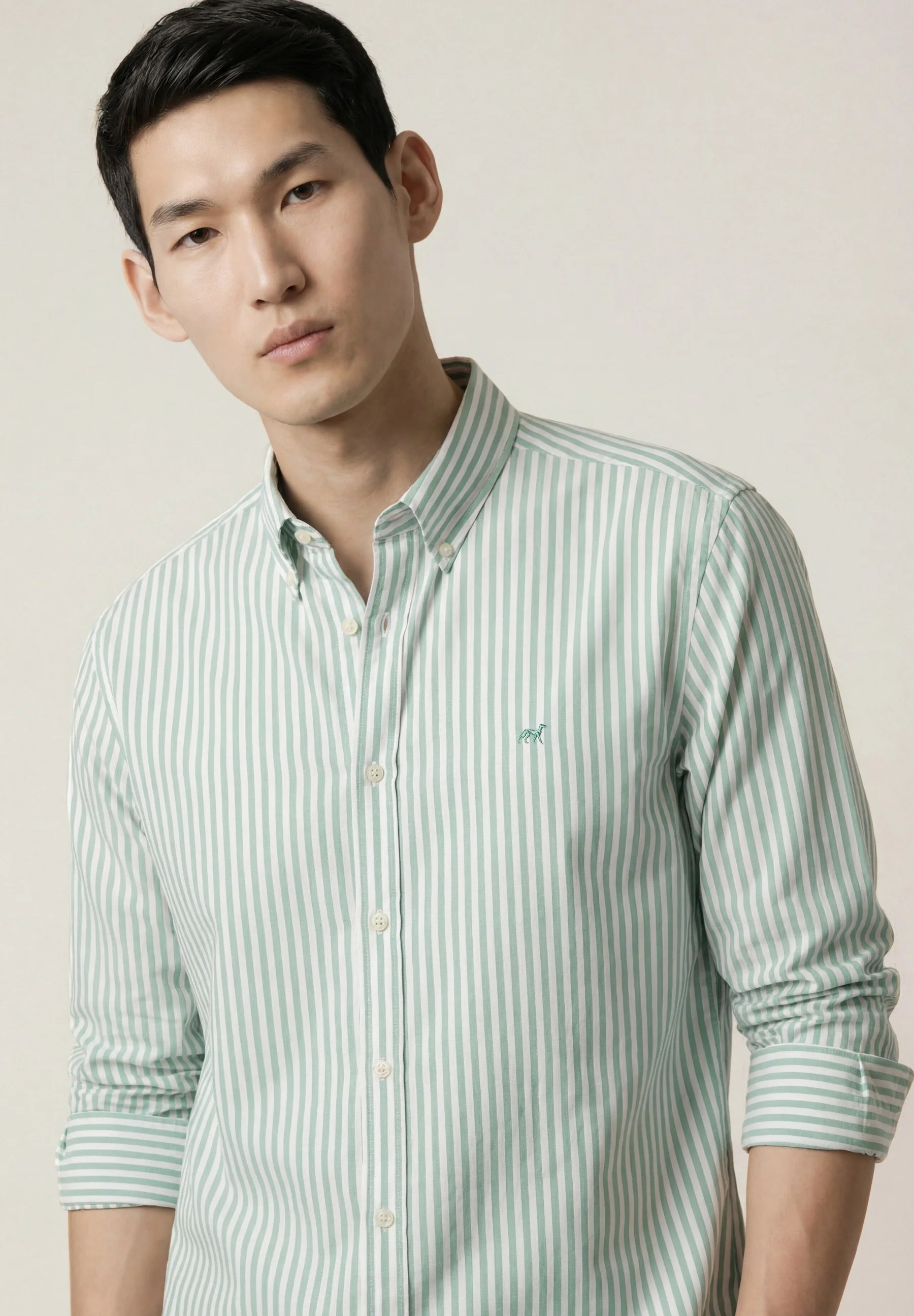 Camisa popleline às riscas com colarinho abotoado, slim fit - Image 2