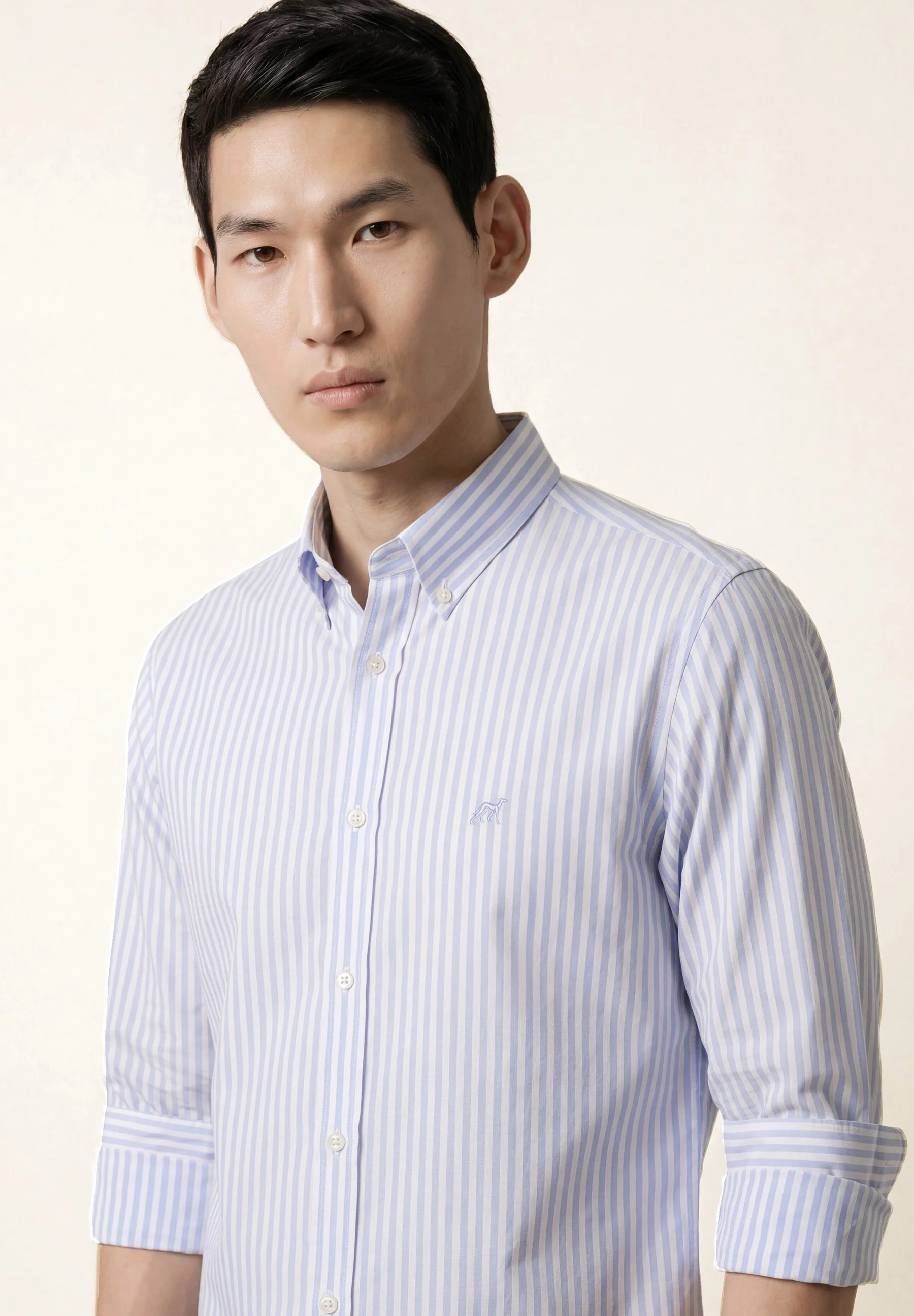 Camisa popleline às riscas com colarinho abotoado, slim fit - Image 6