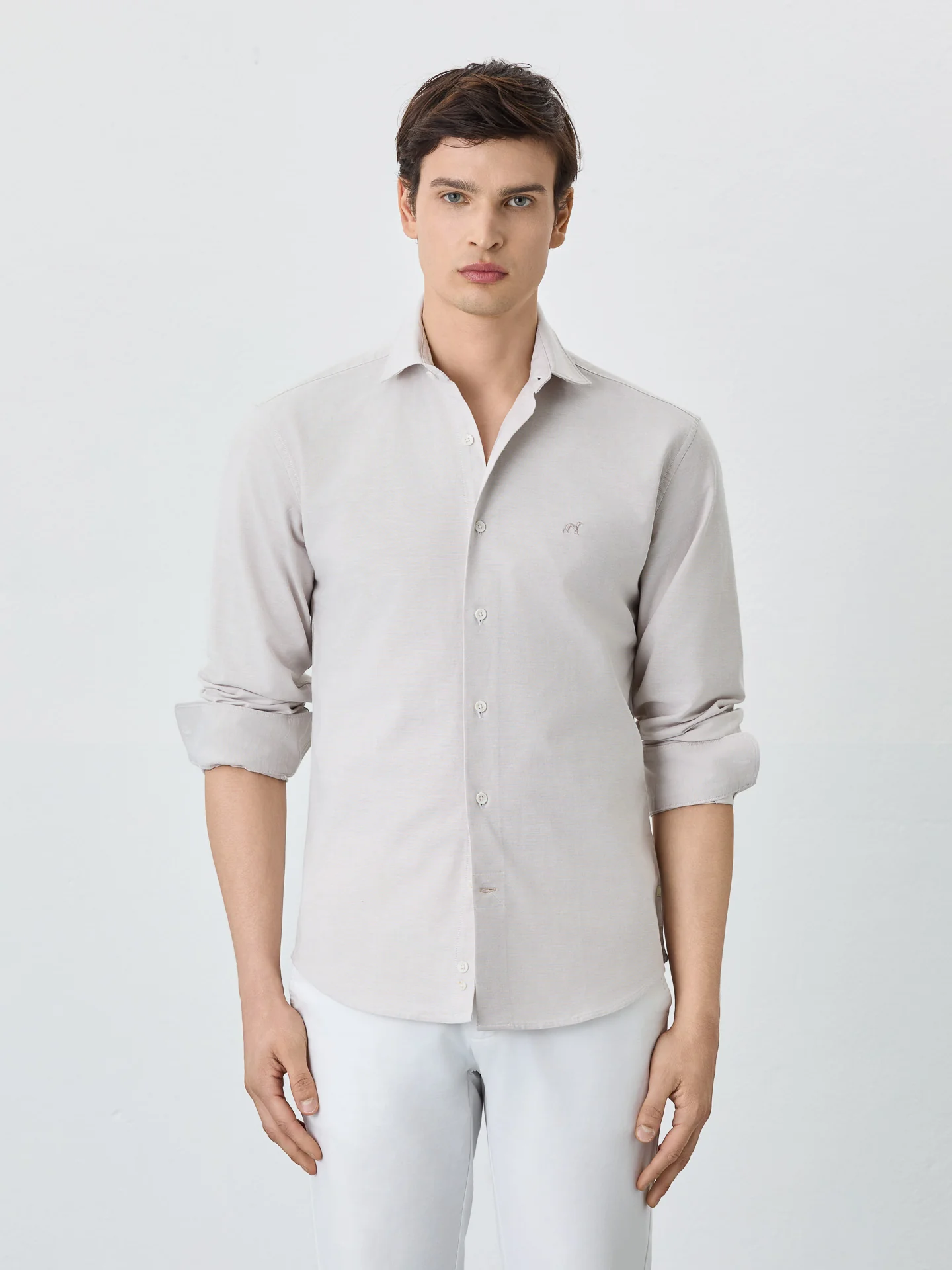 Camisa Slim Fit Com Colarinho Aberto Em Algodão E Elastano - Image 7