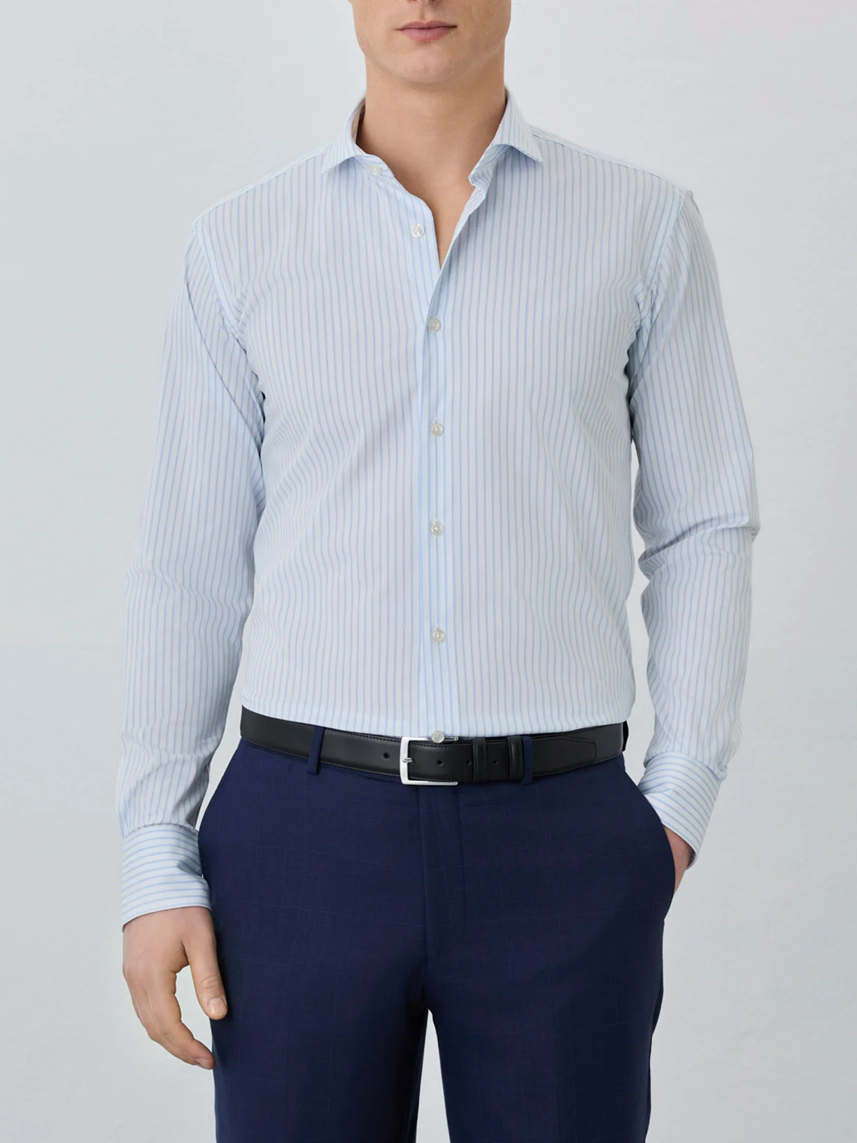 Camisa Slim Fit Com Colarinho Dublin Em Mistura De Algodão Com Riscas - Image 2
