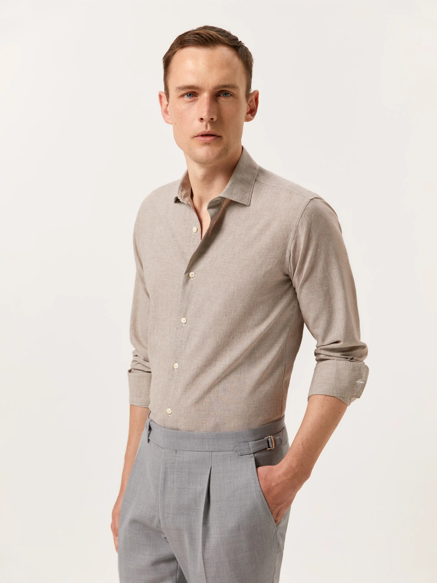 Camisa slim fit de algodão linho Houndstooth com colarinho aberto
