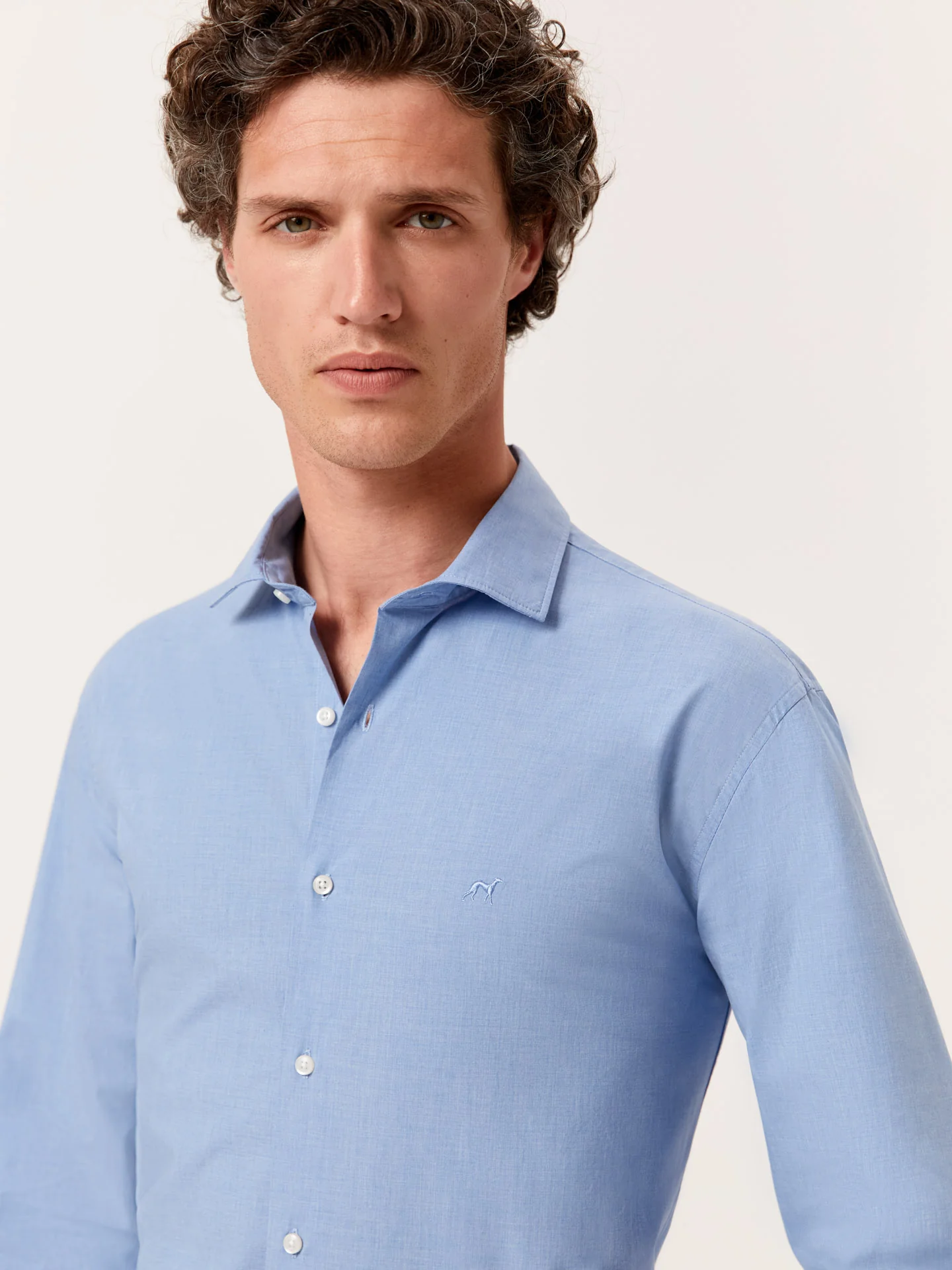 Camisa slim fit de algodão mescla com colarinho aberto