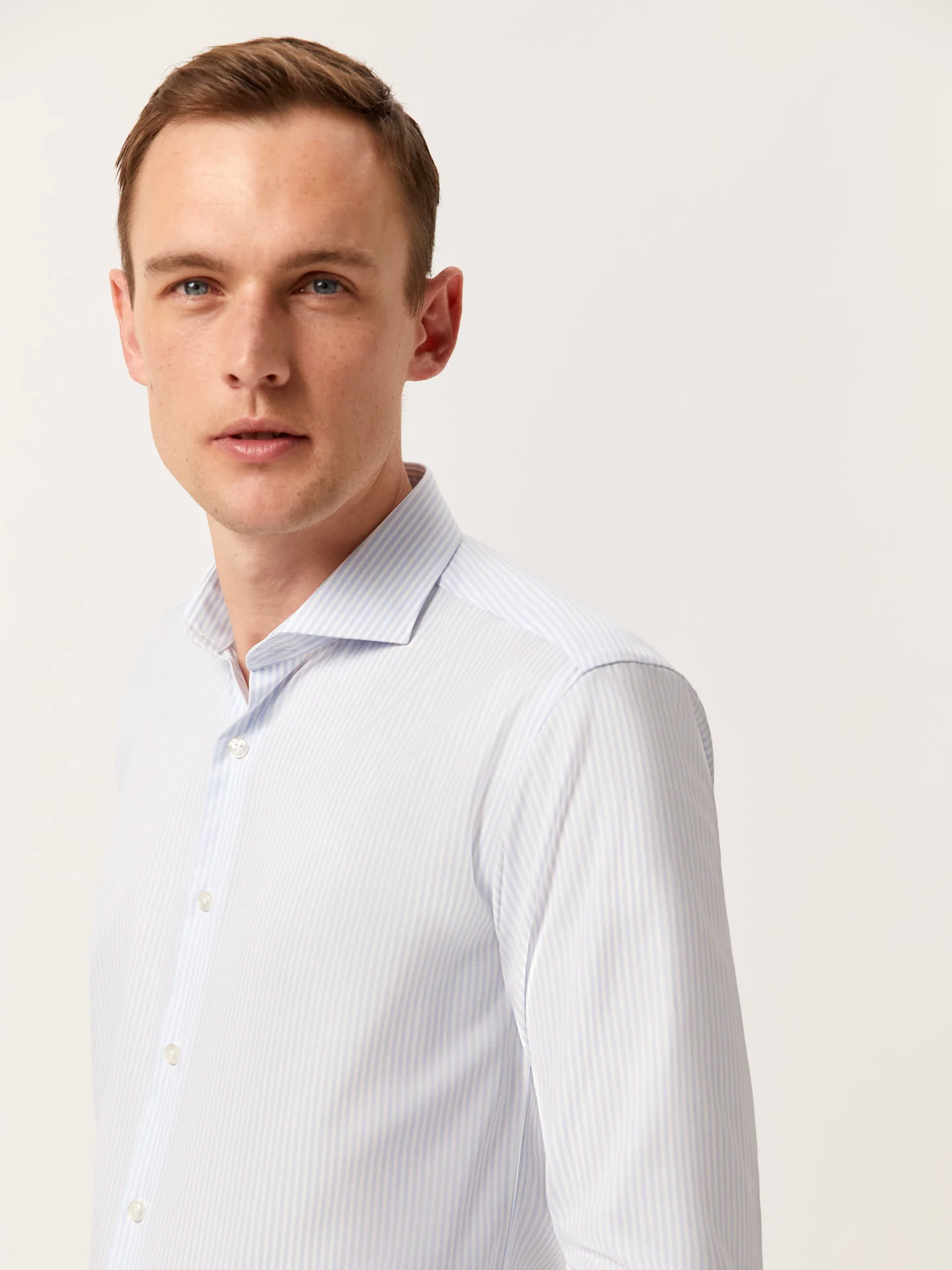 Camisa slim fit de riscas com colarinho de Dublin - Image 2