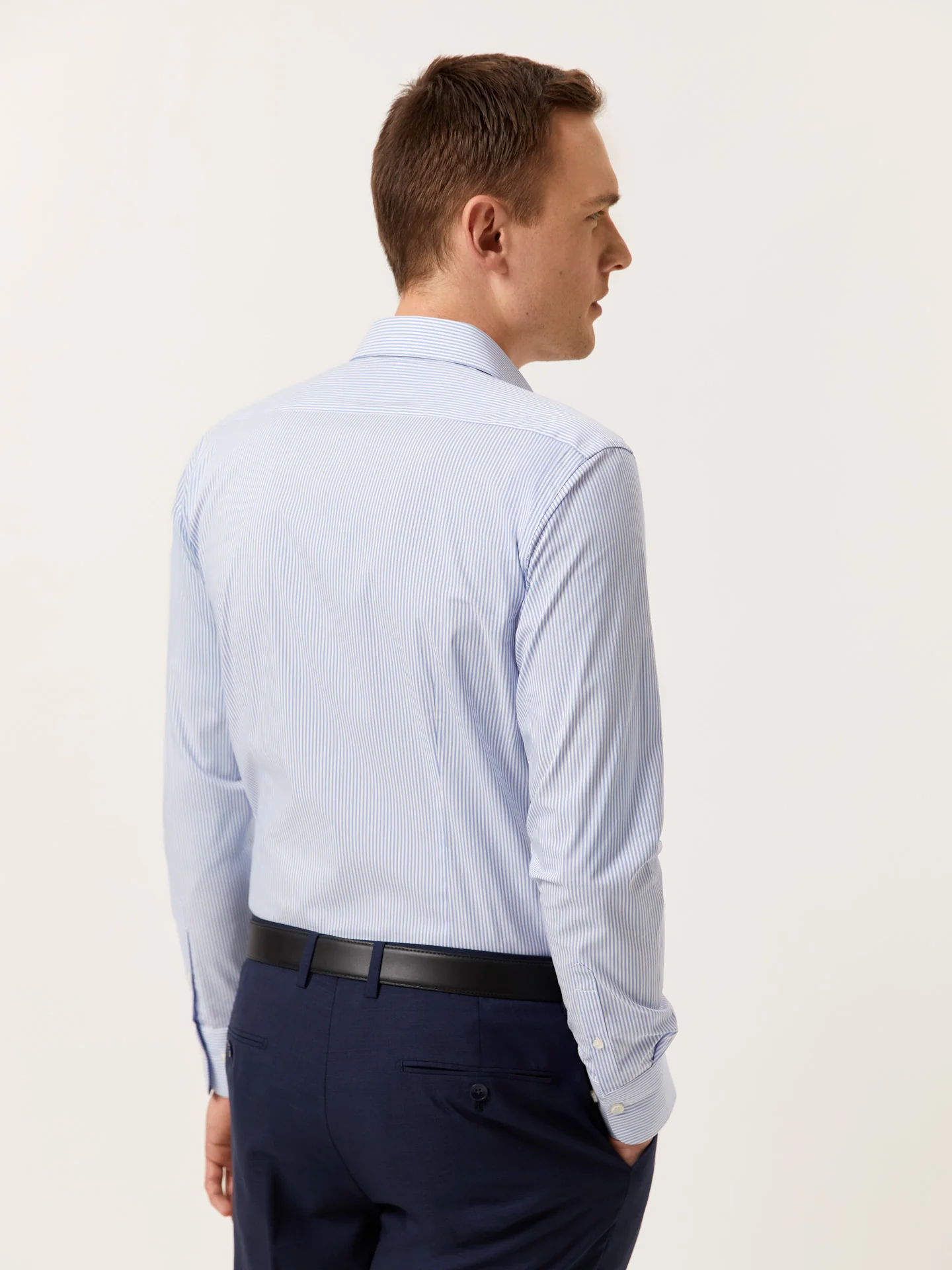 Camisa slim fit Performance de riscas com colarinho Dublin - Image 4