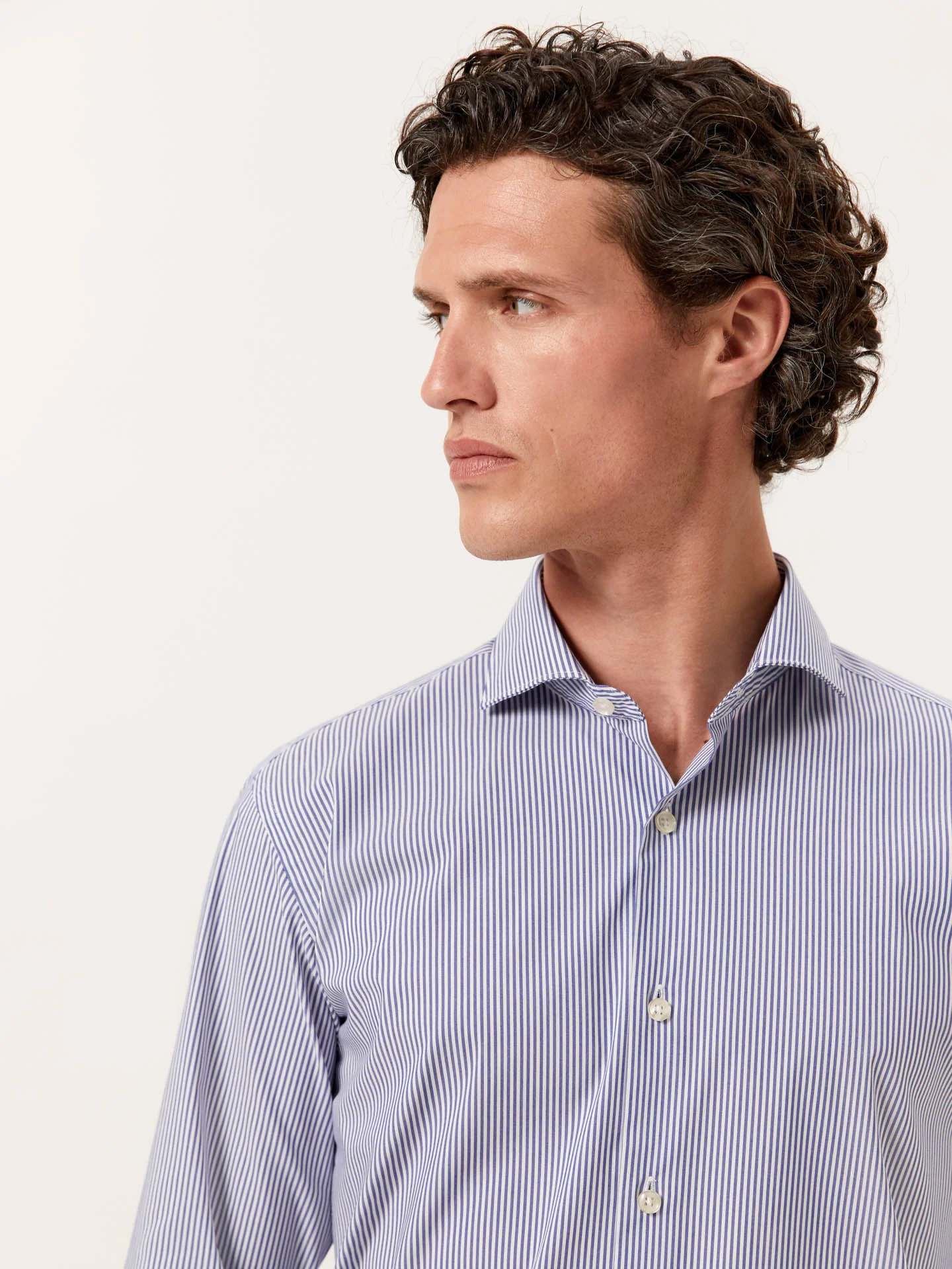 Camisa slim fit Performance de riscas com colarinho Dublin - Image 2