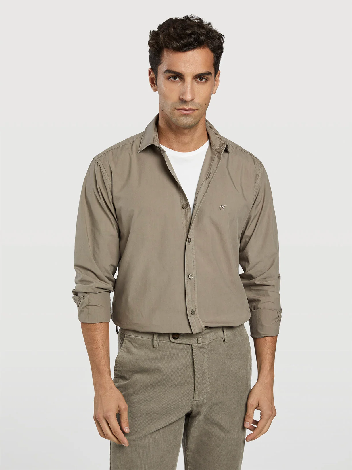 Camisa slim fit popeline garment dye - Image 18
