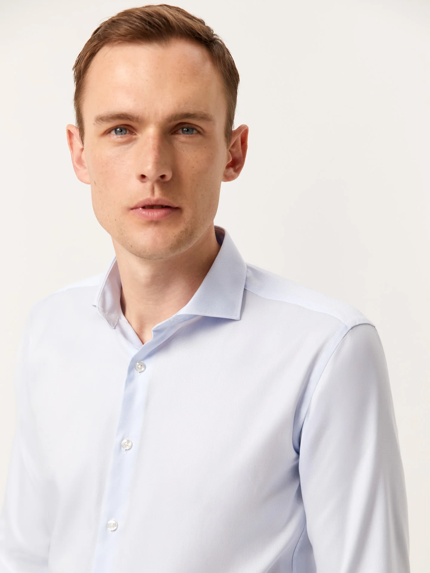Camisa slim fit texturizada com colarinho de Dublin - Image 3