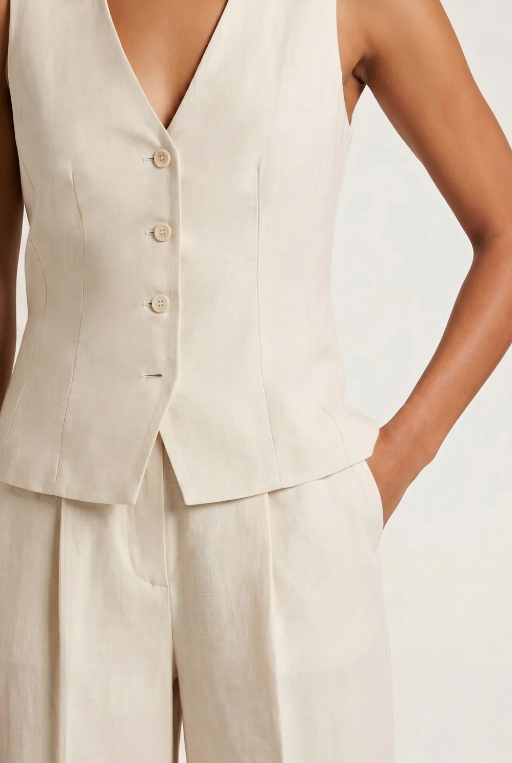 Colete Slim Fit Em Mistura De Viscose Com Fecho De Quatro Botões - Image 5