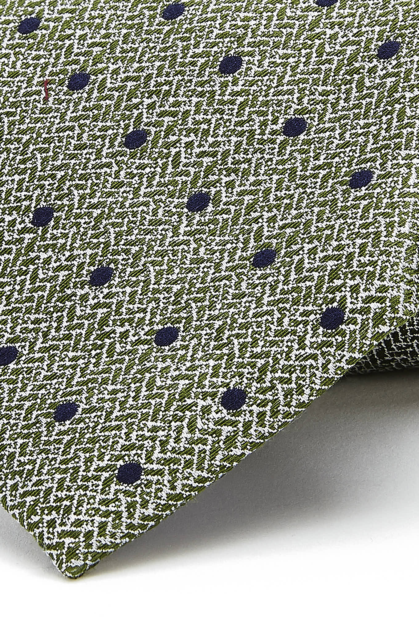 Gravata Padrão De Bolas 100% Seda 8cm - Image 8