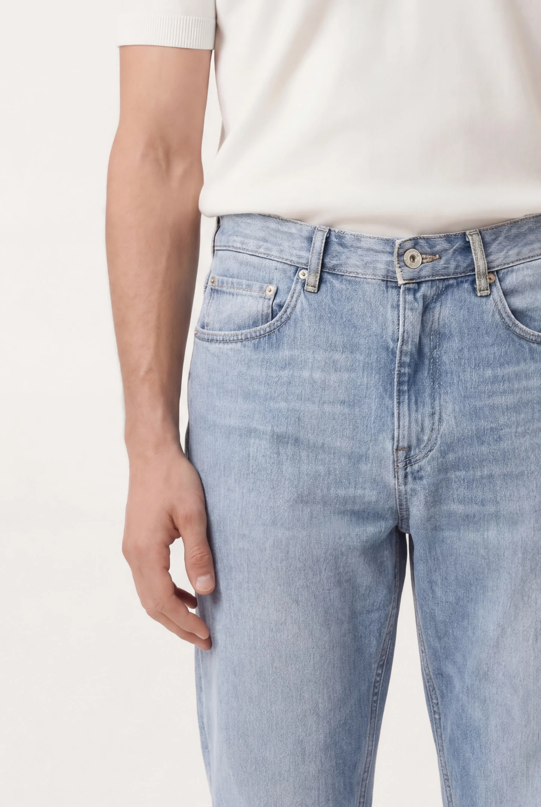 Jeans Slim Fit De Cintura Baixa Em Mistura De Algodão Orgânico - Image 3