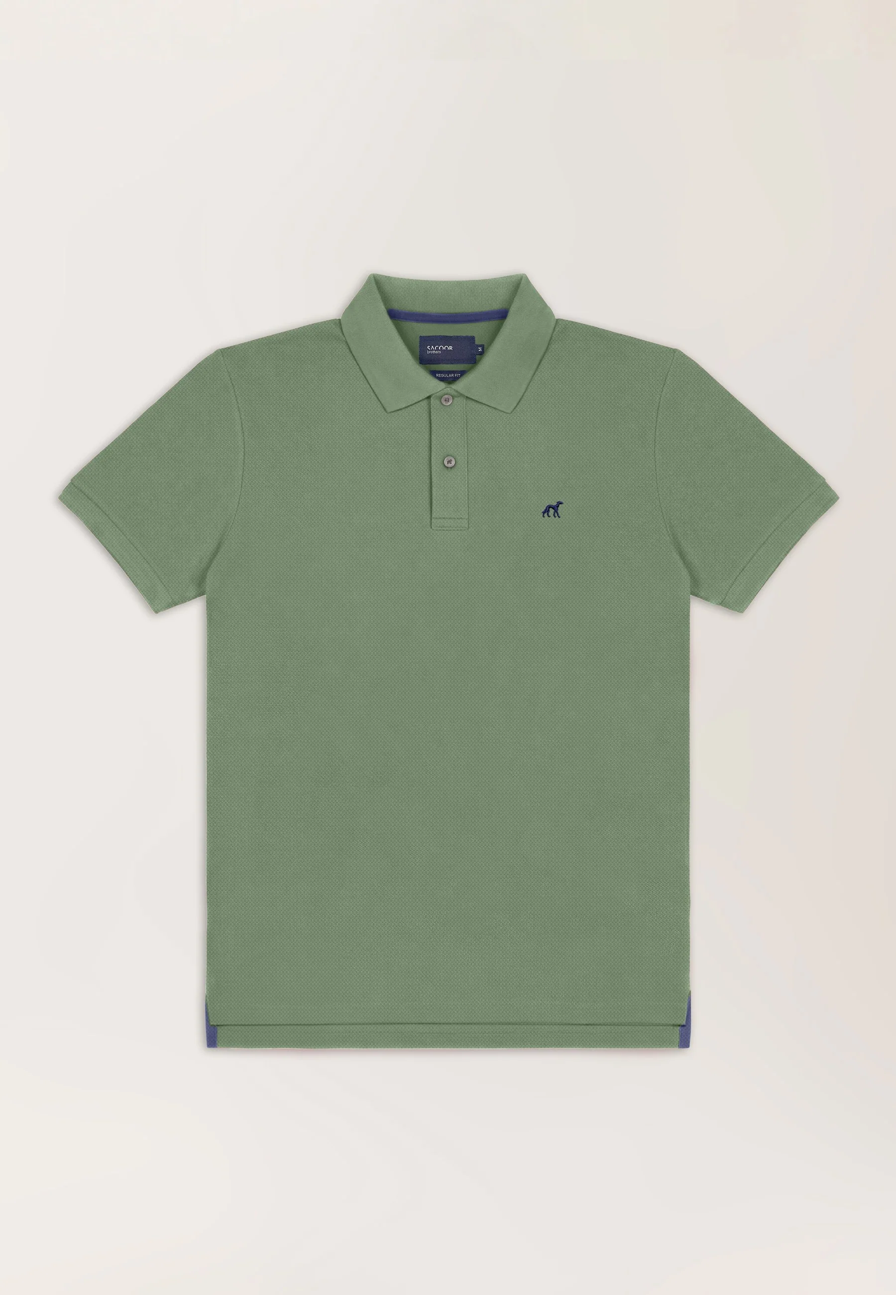 Polo Regular Fit Em Piqué Stretch Com Detalhes Contrastantes E Print Na Parte Inferior Da Gola - Image 14