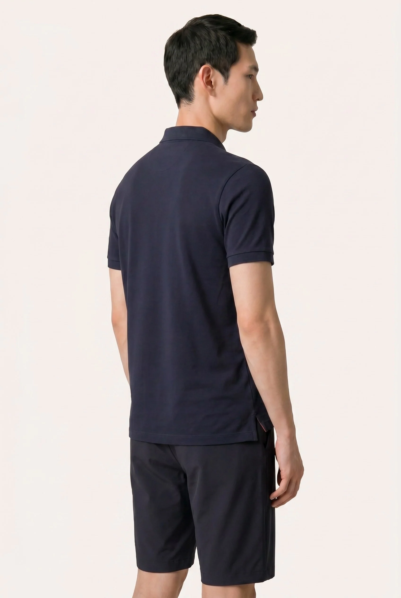 Polo Regular Fit Em Piqué Stretch Com Detalhes Contrastantes E Print Na Parte Inferior Da Gola - Image 8