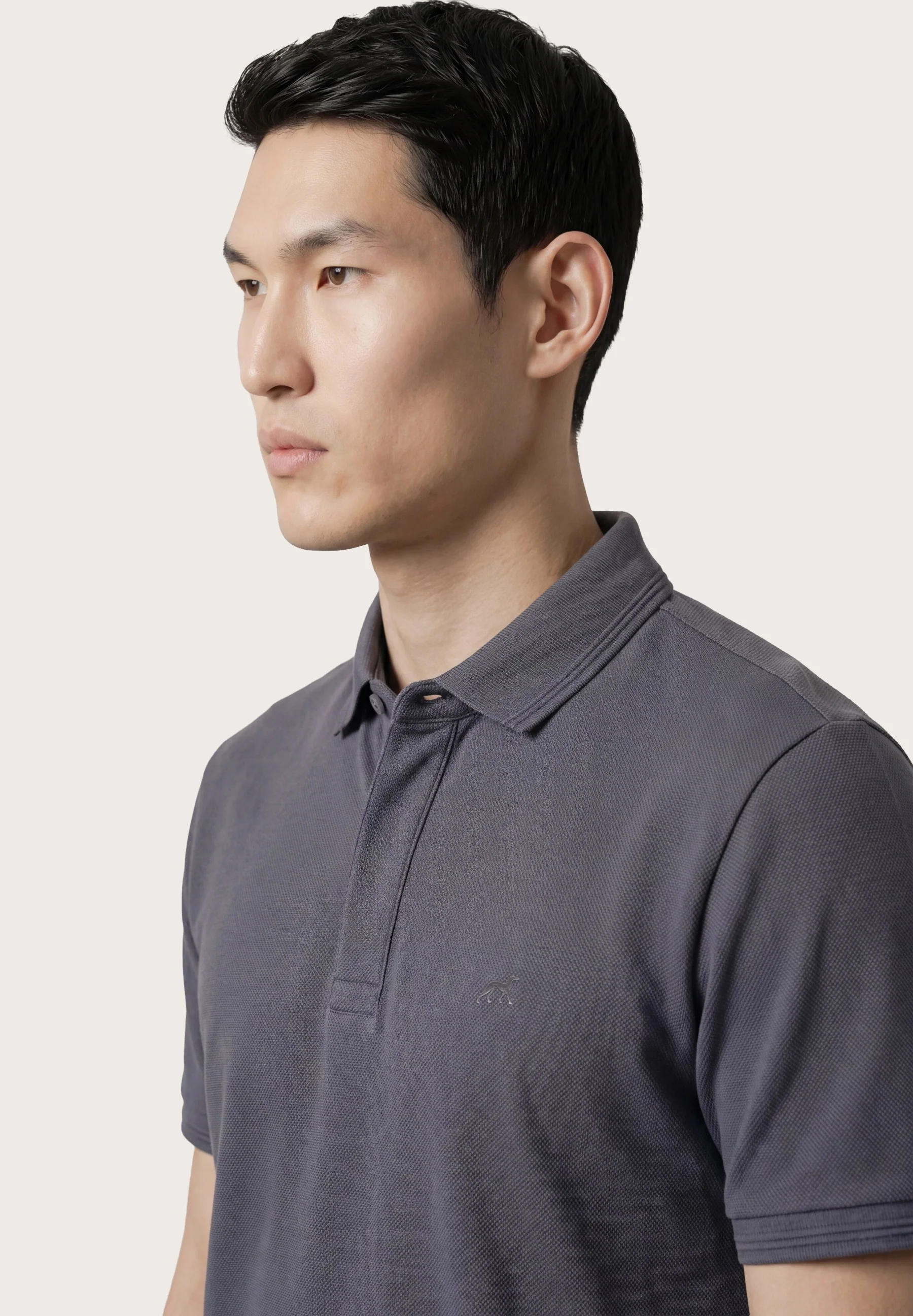 Polo Slim Fit Em Piqué Stretch Com Carcela Oculta - Image 10
