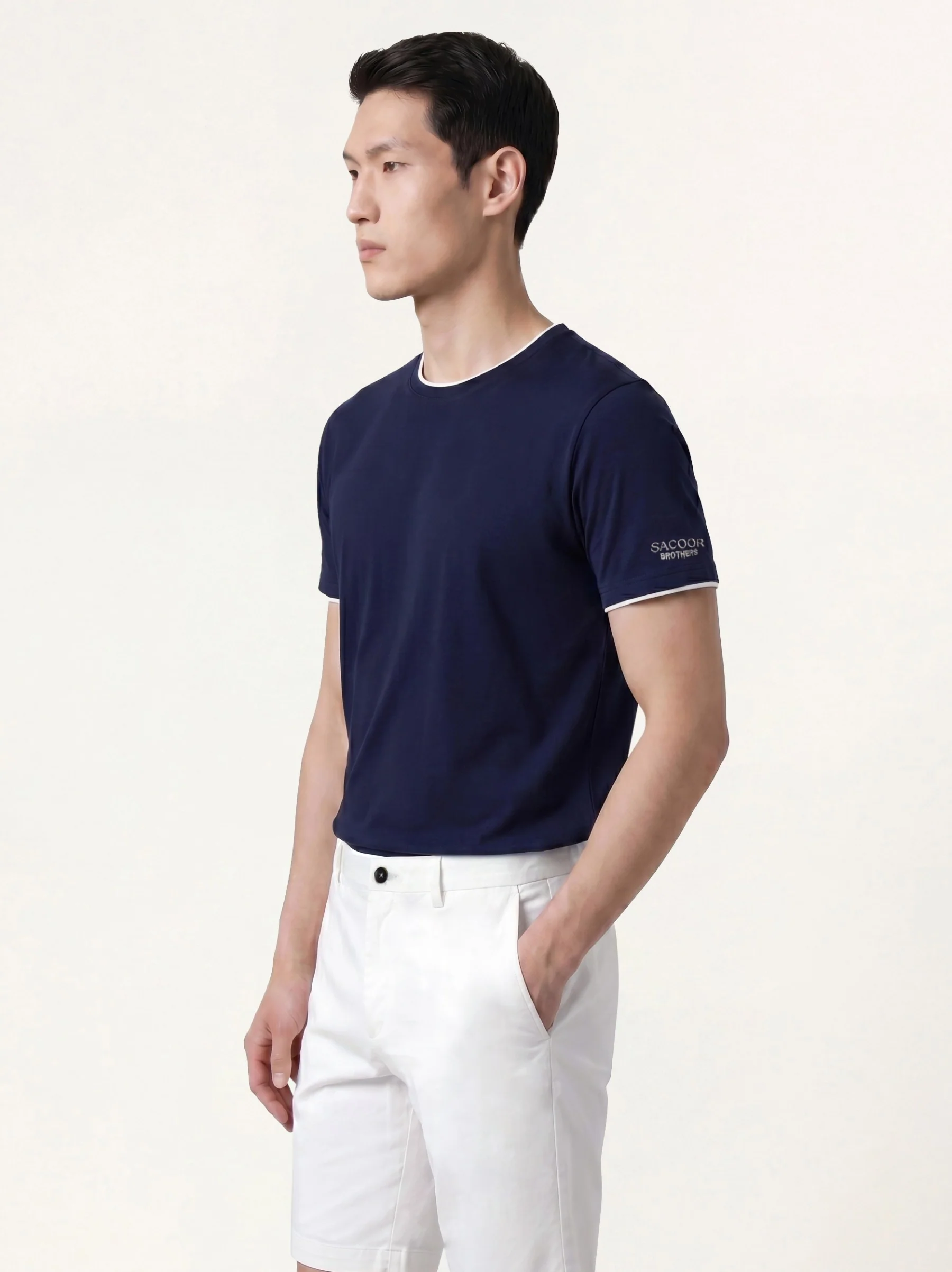 T-Shirt Em Algodão Orgânico Com Gola E Punhos Em Canelado Com Riscas Contrastantes - Image 4