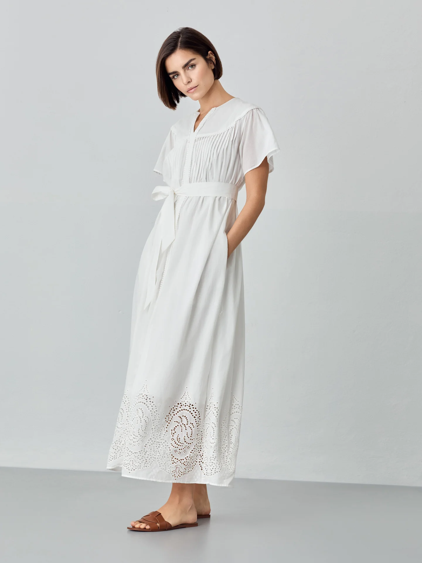 Vestido Comprido Em Tecido De Algodão Orgânico Com Bordado Inglês - Image 2